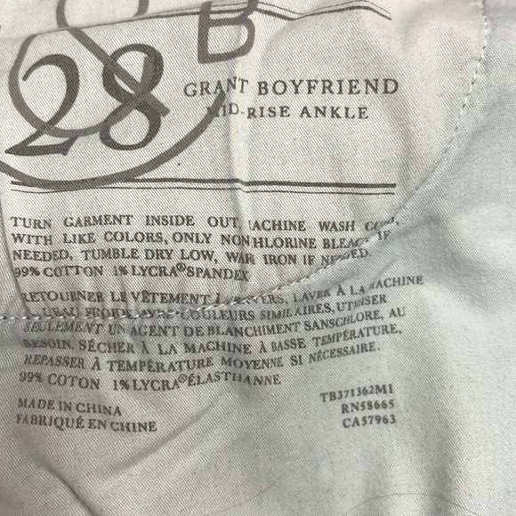 TREASURE & Bond Grant Mid Rise Ankle Boyfriend Jeans w/Floral Embroidery- Sz 28 - Picture 8 of 8